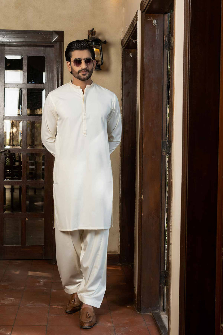 Patterned Cream Shalwar Kameez